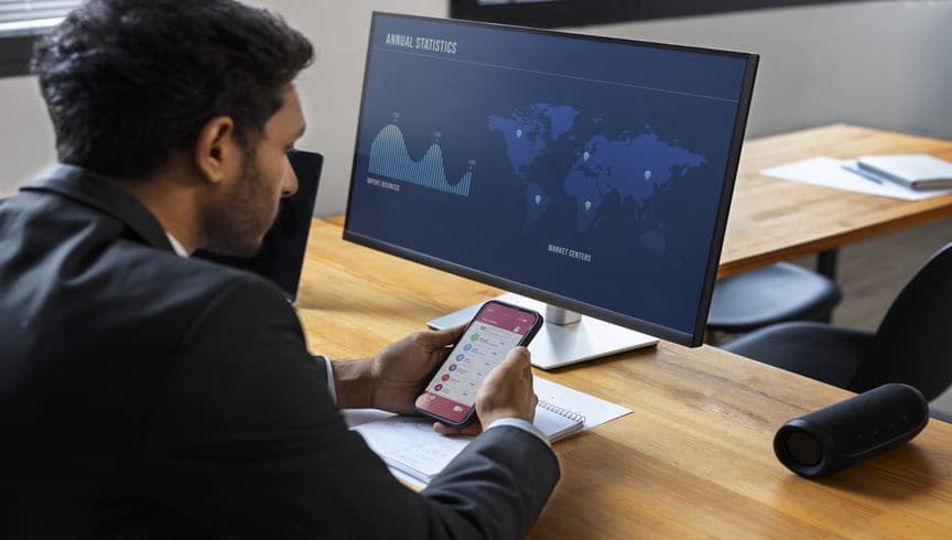 perhatikan tren teknologi