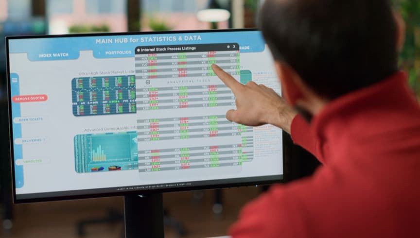 monitor transaksi real-time melalui aplikasi kasir online untuk kendali bisnis UMKM