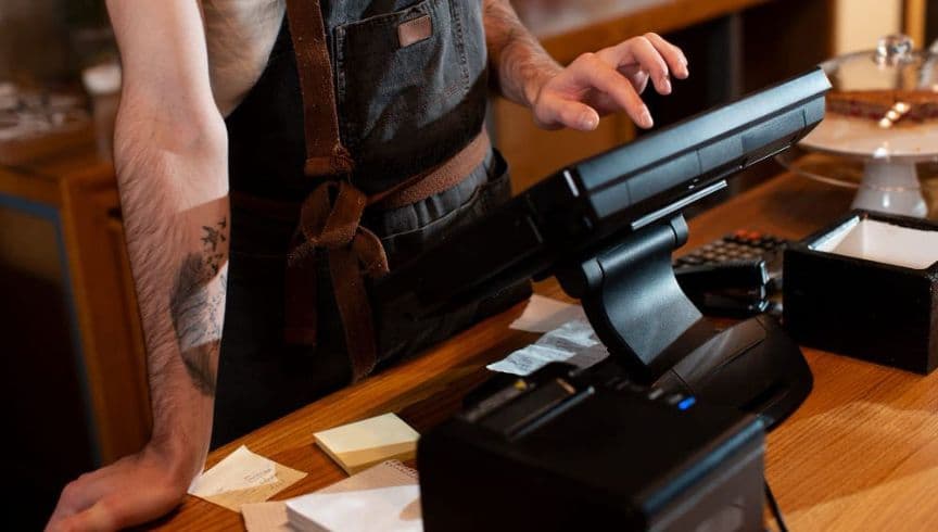 Setup laci kasir terhubung printer untuk kasir UMKM