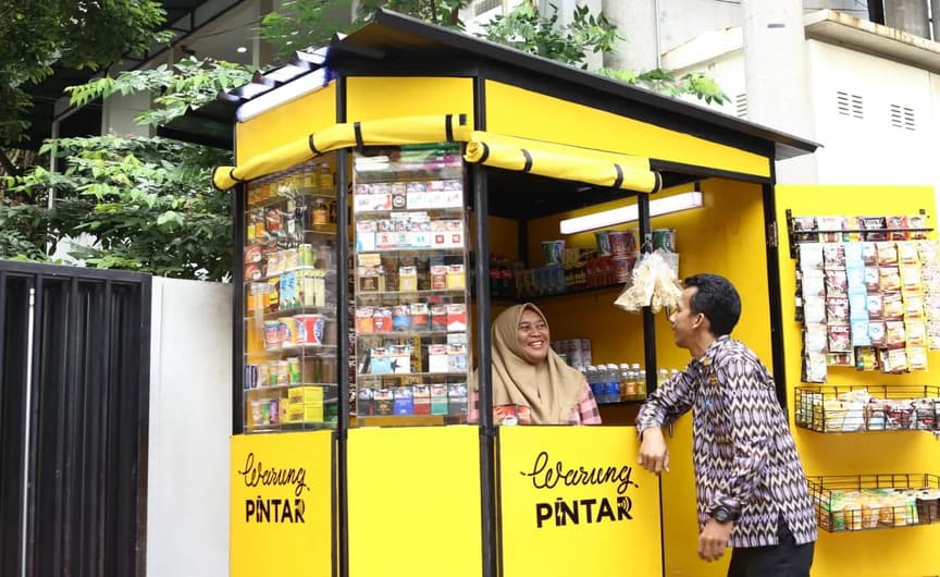 Dari warung kecil jadi bisnis besar
